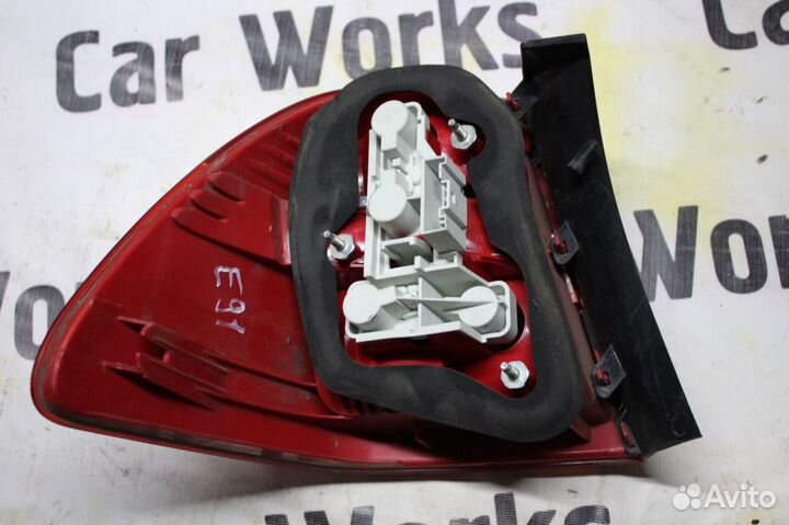 Блок задних фонарей Е91