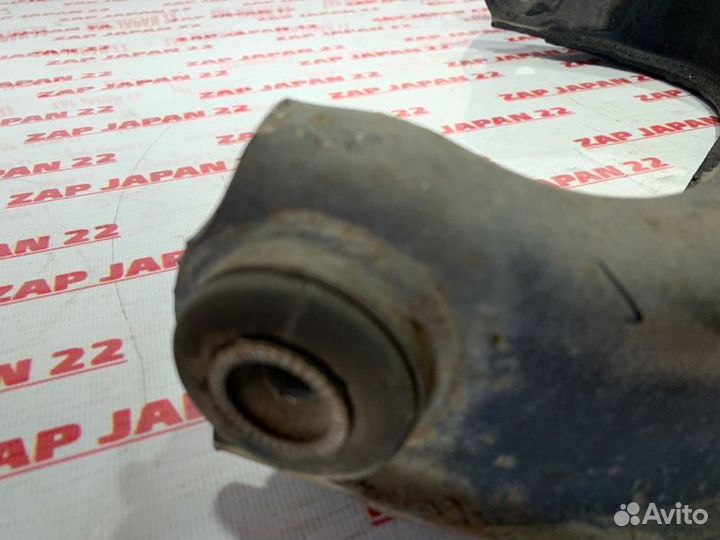 Рычаг подвески нижний передний левый Mitsubishi