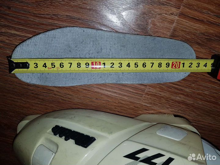 Горнолыжные ботинки