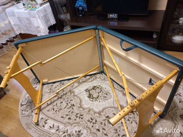 Кушетка для массажа с вырезом