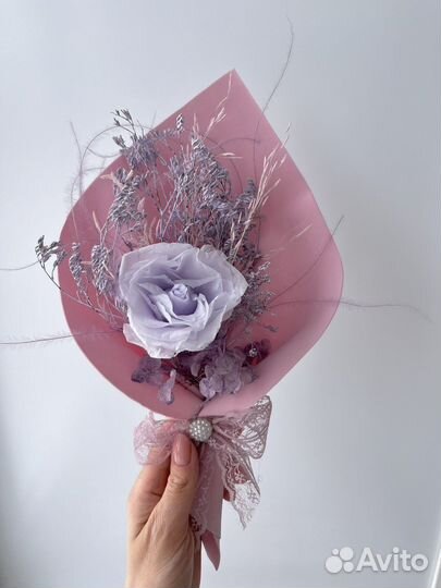 Букет комплимент из стабилизированных цветов