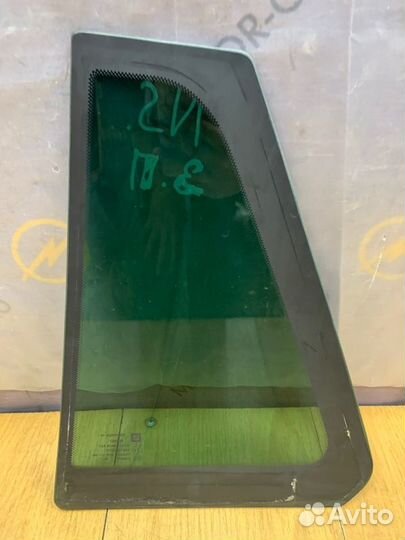 Стекло заднее правое Opel Insignia хетчбэк 5-ти