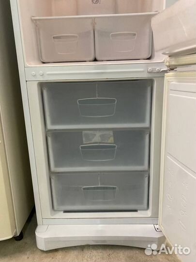 Холодильник Indesit No Frost