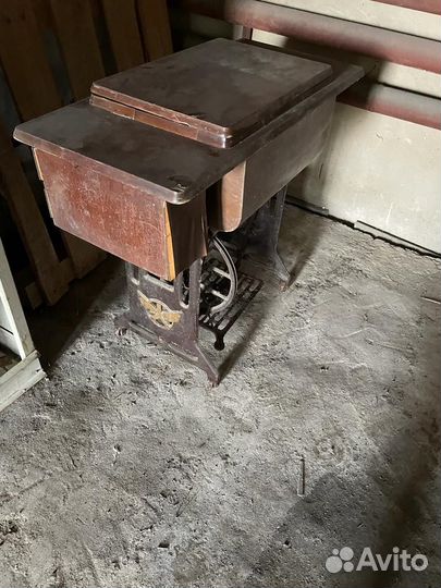 Швейная машина ножная Корея