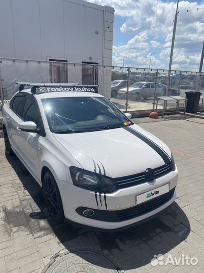 Volkswagen Polo 1.6 МТ, 2011, 273 000 км