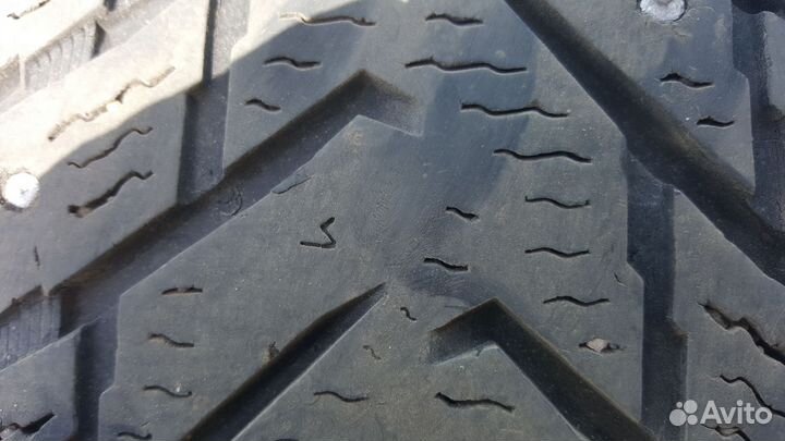 Nokian Tyres Hakkapeliitta 8 215/55 R18