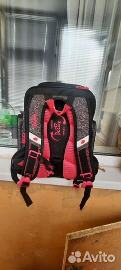 Продам школьный рюкзак