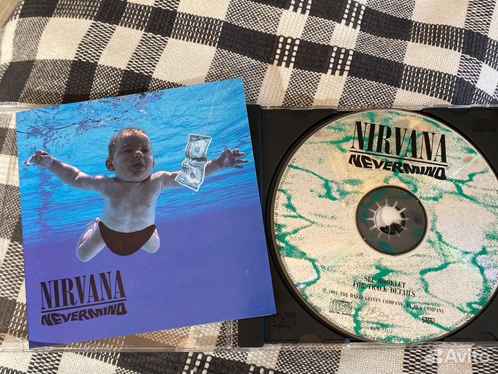 Nirvana Nevermind в трусиках