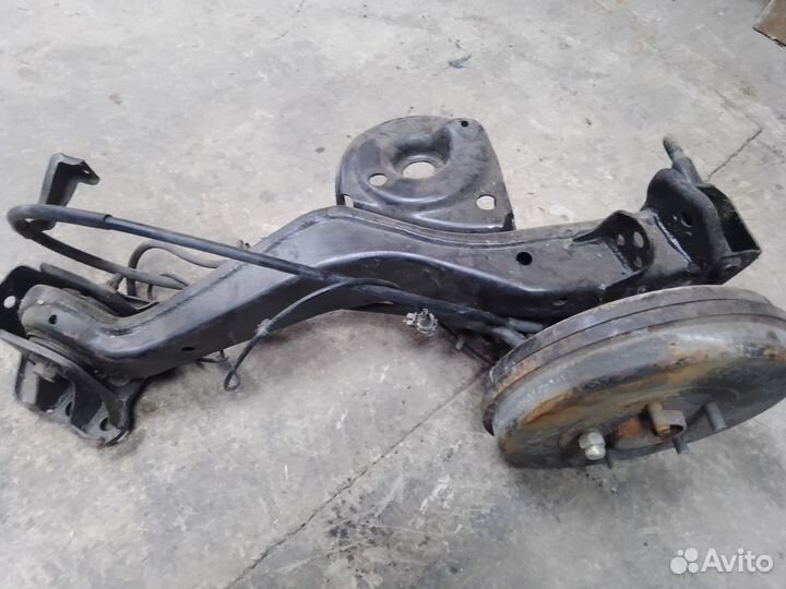 Рычаг подвески задний левый Nissan Serena 24