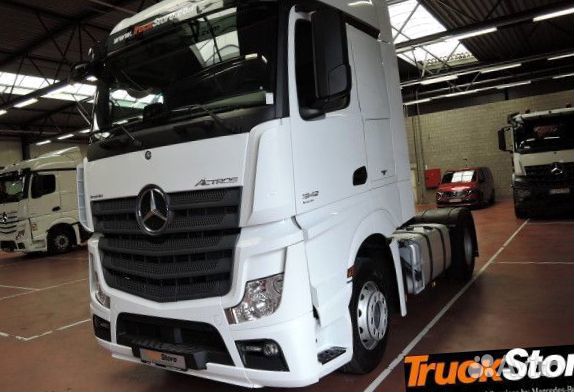 В разборке грузовик Mercedes,Actros mpiv с 2013