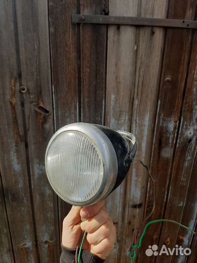 Фара на мотоцикл