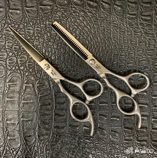 Ножницы парикмахерские, прямые или филировочные