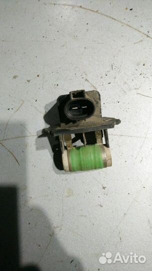 Резистор вентилятора охлаждения Kia Rio 3 2013