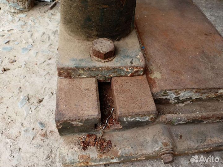 Сверлильный станок