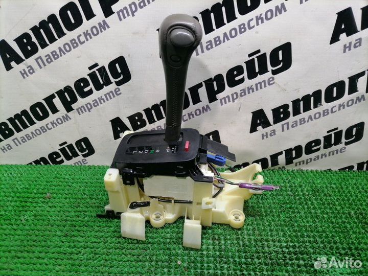 Рычаг переключения АКПП Toyota Camry Gracia SXV20