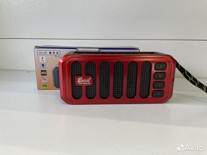 Поптативна колонка с солничной батареей FM/BT/SD