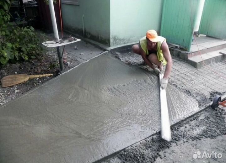 Бетонирование пола и дворов