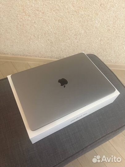 Apple MacBook Pro 13 2017 «Серый космос» (A1708)