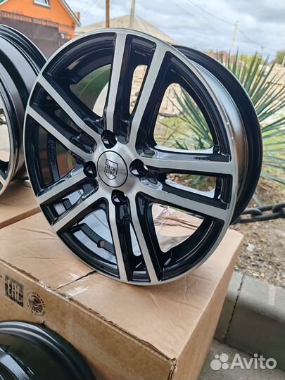 Новые диски R-15 Tech Line (4x100)