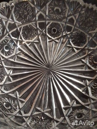 Большая хрустальная ваза новая СССР