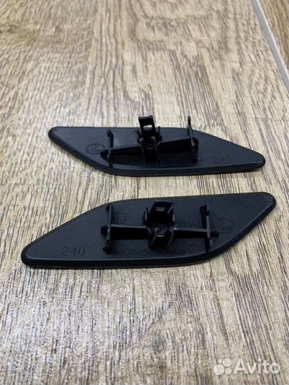 Крышка форсунки омывателя фар Lexus ES 18-23