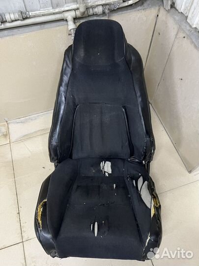 Передние сиденья ваз 2110