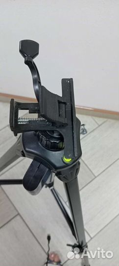 Штатив для фотоаппарата