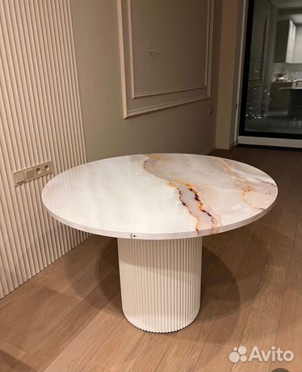 Стол обеденный круглый