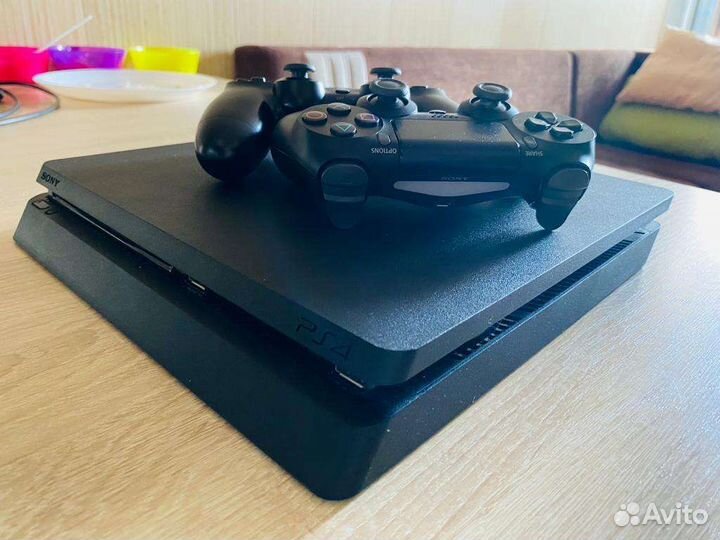 Sony PlayStation 4 slim 1tb с играми
