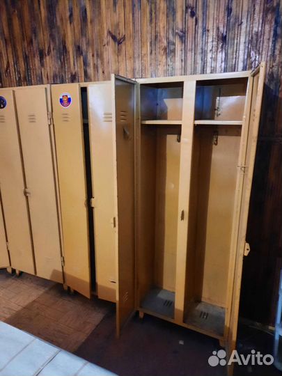 Шкаф для одежды бу