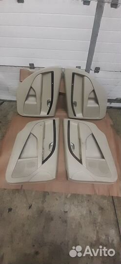 Volvo XC70 обшивки дверей S80 дверные карты