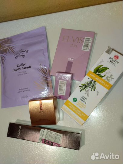 Набор новой косметики, бокс