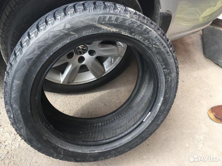 Bridgestone Blizzak Spike-01 185/55 R15 88J
