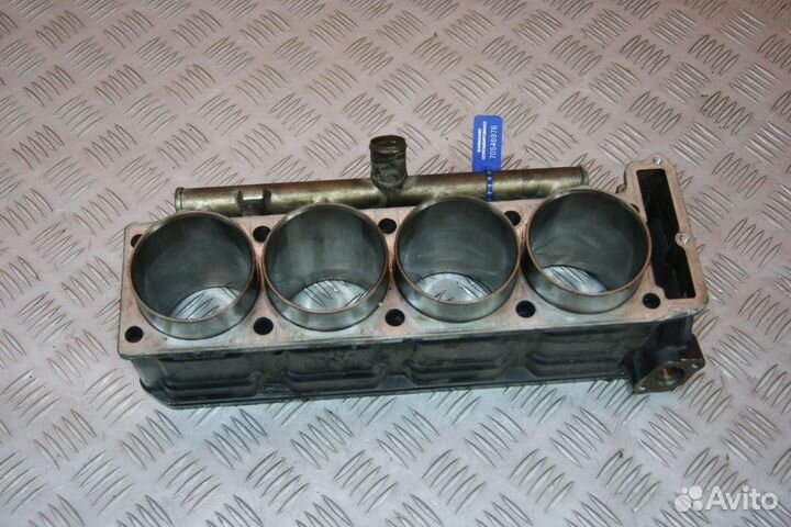 Блок цилиндров Kawasaki ZZR1100-2