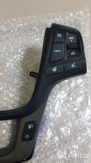 Переключатель кнопочный управления автомагнитолой