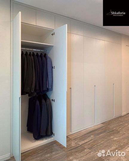 Стильный шкаф