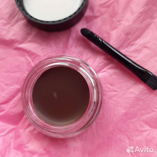 Помадка для бровей