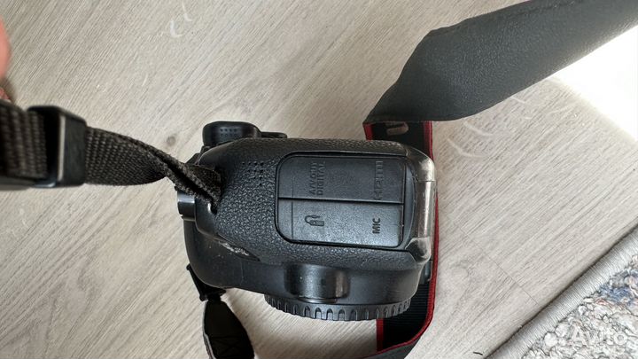 Зеркальный фотоаппарат canon 6d