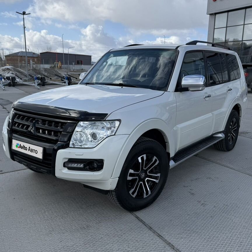 Купить Mitsubishi 🚘 от 100 000 ₽ в Ханты-Мансийском АО