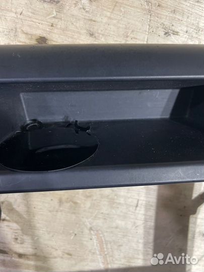 Центральная консоль Nissan X-Trail NT31 MR20