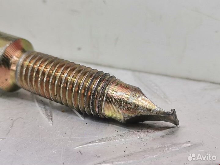 Крюк буксировочный для Peugeot-Citroen Xsara