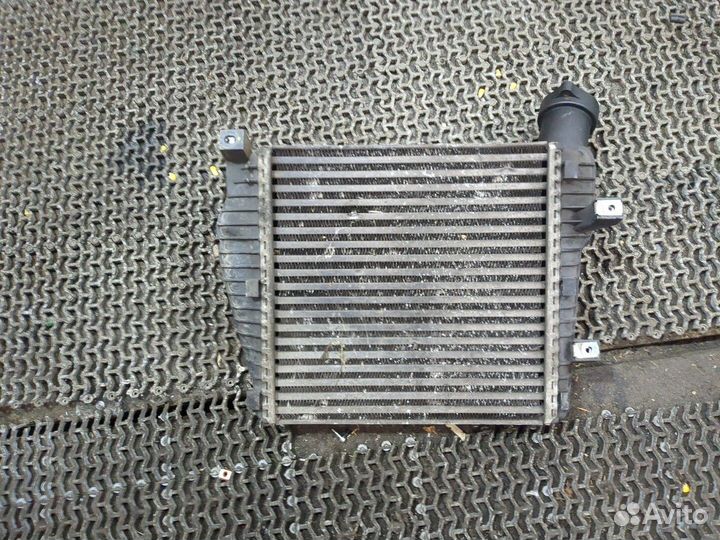 Радиатор интеркулера Audi Q7, 2006