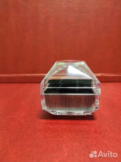 Футляр под кольцо, серьги