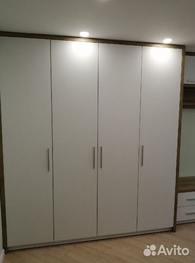 Шкаф купе встроенный