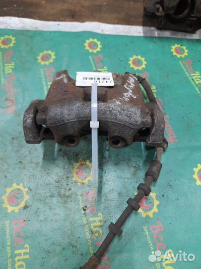 Суппорт передний левый Land Rover Freelander 2 2.2