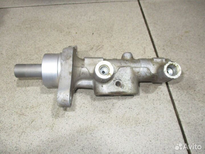 Цилиндр тормозной главный LADA Largus