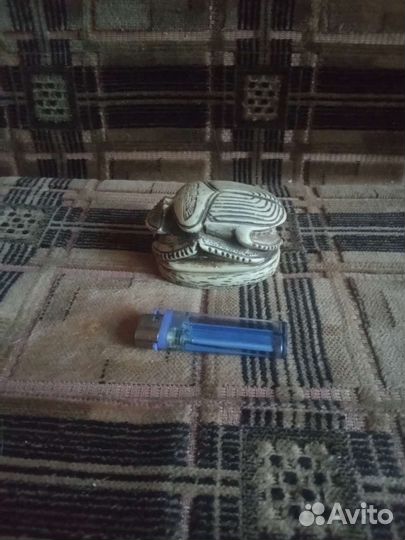 Фигурка жука скоробея