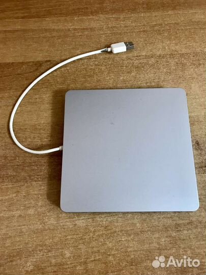 Внешний дисковод в кейсе