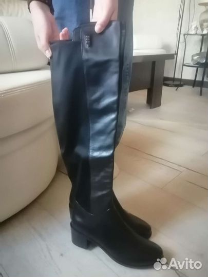 Новые демисезонные сапоги, кожа