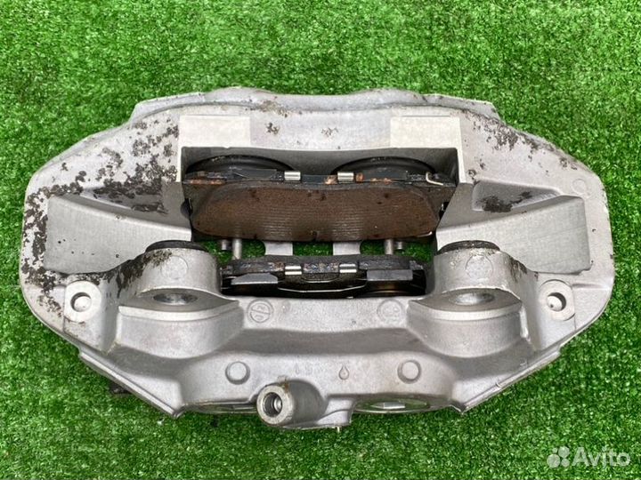 Суппорт тормозной передний левый Mercedes-Benz